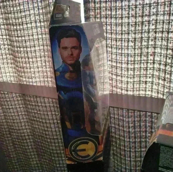 Marvel Legends Series Eternals Ikaris and Ajax - Picture 5 of 13